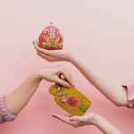 Meadow Clasp Pouch in Peach