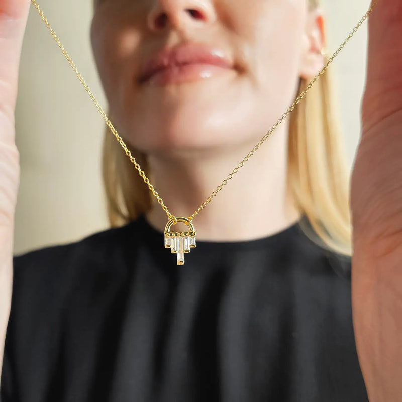 Baguette Art Deco Tiny Pendant Necklace