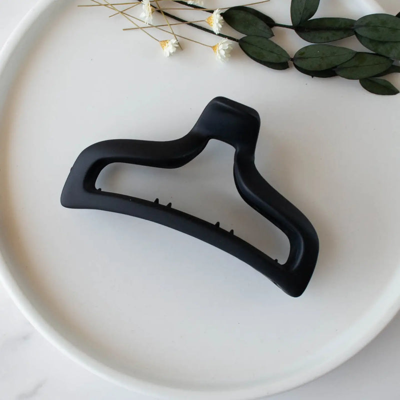 Moëtt Ice Matte Hair Clip in Black